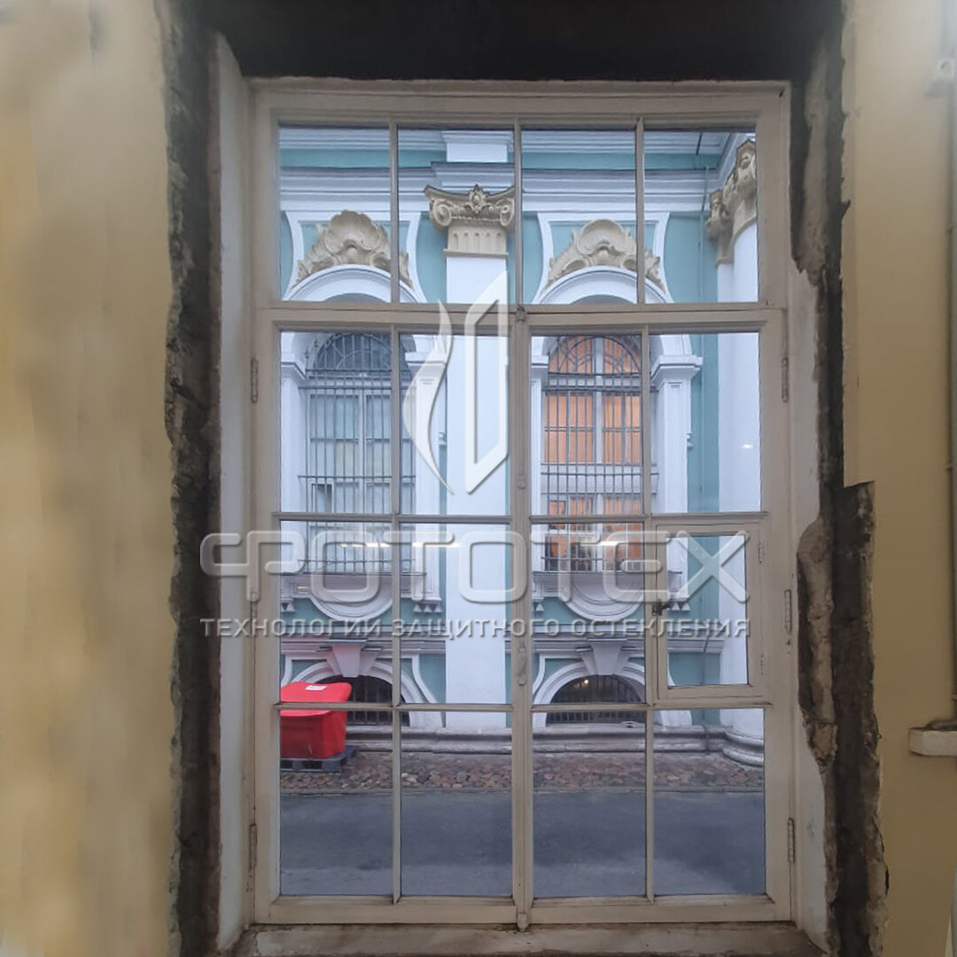 Демонтаж оконных коробок