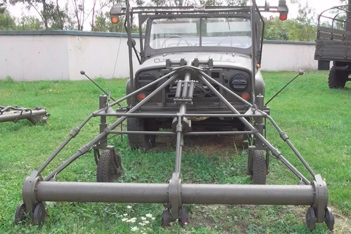 Машина с двумя рулями