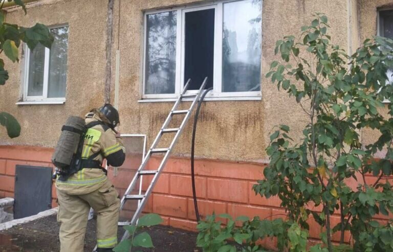    В Оренбурге на пожаре на улице Транспортной спасли четырех человек Кристина Просвиркина