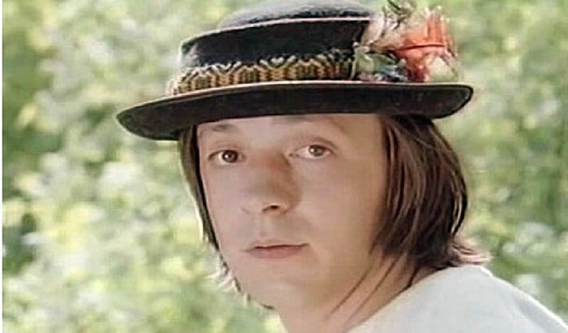 Иванов актер кузнечик. Кузнечик актер. Кузнечик актер. Кузнечик актер. Кузнечик актер.