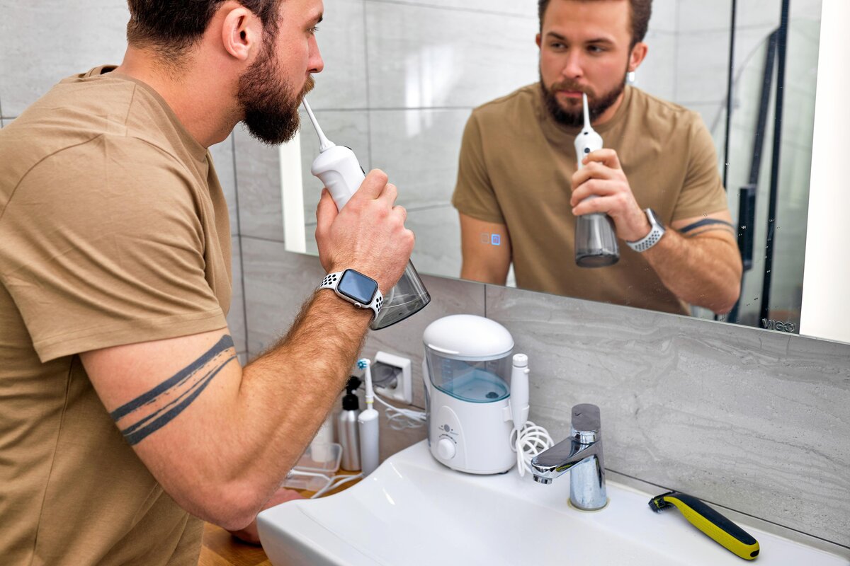 Зачем нужен ирригатор и можно ли им заменить зубную щетку ...