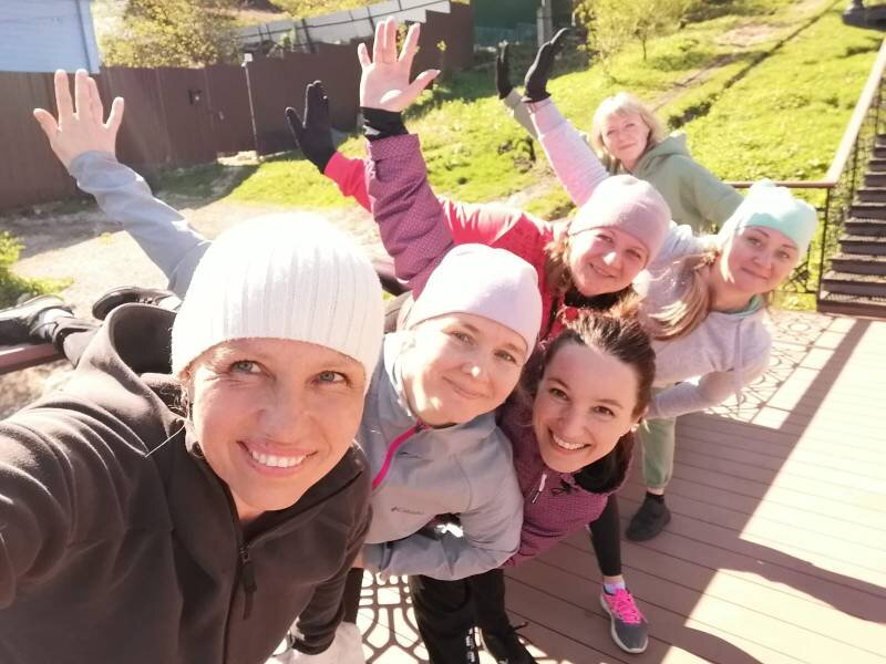 Нет ни одного человека ,который бы не хотел быть счастливее и здоровее! А фитнес в этом важный и ответственный  помощник .