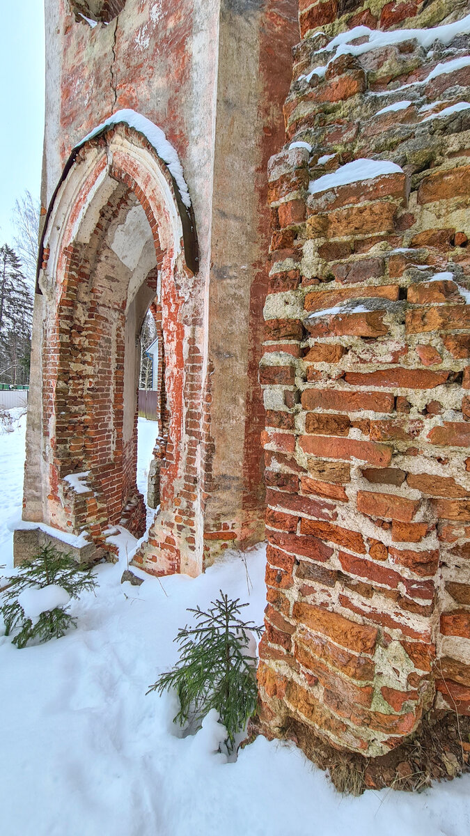 Готическая башня усадьбы героя Отечественной войны 1812 года в 100 км. от  Петербурга, о которой мало кто знает. | eka_zimina | Дзен