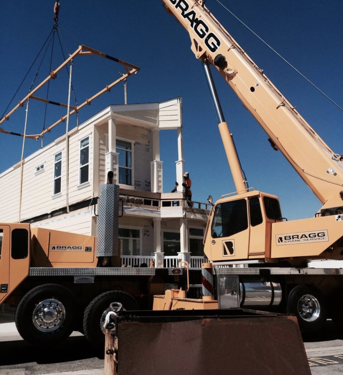 Мобильные дома бывают и двухэтажными.