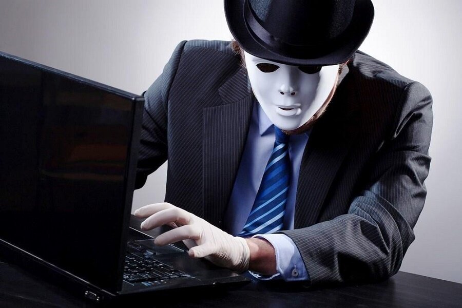 К сожалению в России еще много обманутых и не обманутых людей, которые ждут своего часа, чтобы быть обманутыми. У нас слишком добрый и доверчивый народ, особенно старшее поколение, которое жило при СССР и была воспитана по другому. А меняться в преклонном возрасте очень непросто, а иногда просто невозможно.  Люди так и остаются там в СССР и не могут противостоять мошенничеству и обману. А мошенники, чувствуя свою безнаказанность,  продолжают творить свое черное дело, обогащаясь за счет нас, счет простого доверчивого человека. Ведь для простого человека, особенно людей старшего и преклонного возраста, интернет это почти святое, это окно в другой мир, в светлый мир, окно в мир познаний и путешествий.  А некоторых, которых  трудно назвать людьми,  портят всю картину и обманывают людей.  Разве так можно?  Посмотрите,  как красочно и звонко рекламируются псевдо платформы по быстрому автоматическому заработку.