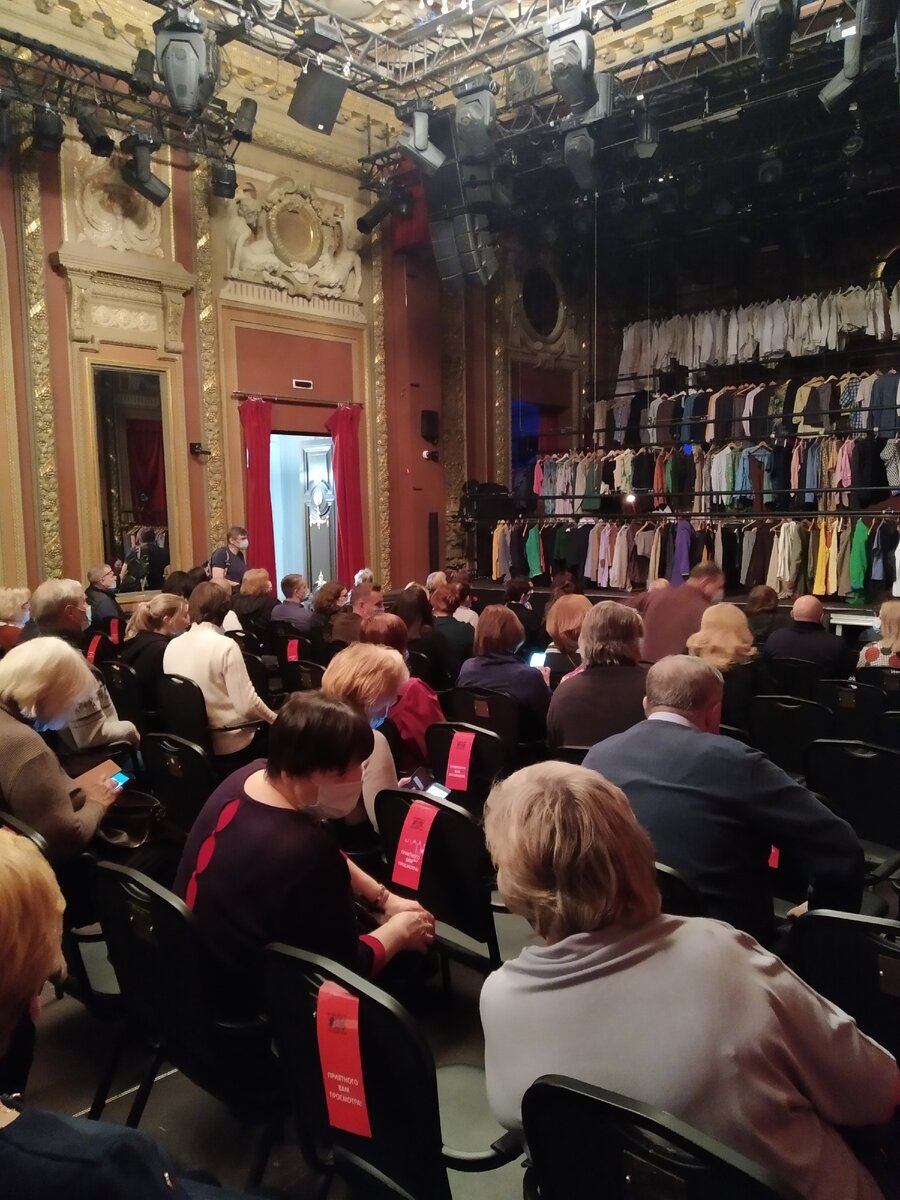 В зале. Фото автора