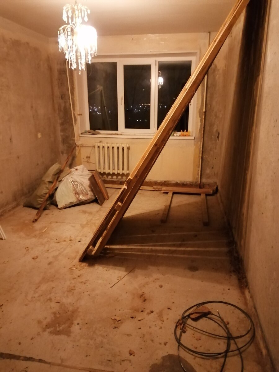 Демонтаж сделалали заказчики.