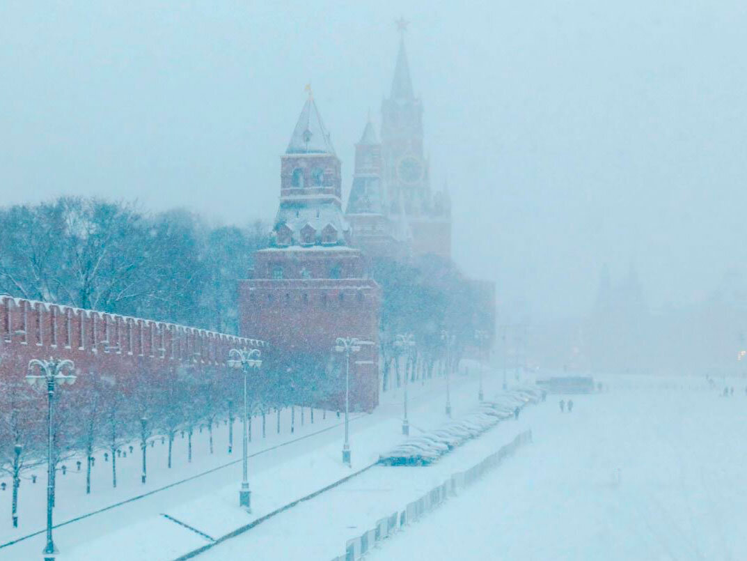 Выпал снег в москве сегодня фото