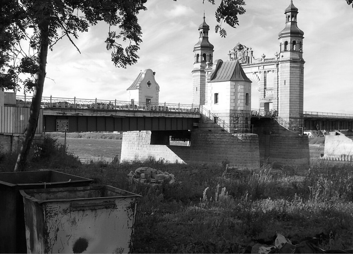 Дом внутри границы, 2014 год. Фото автора