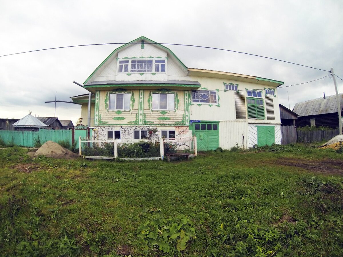 Дома россиян действительно огромные