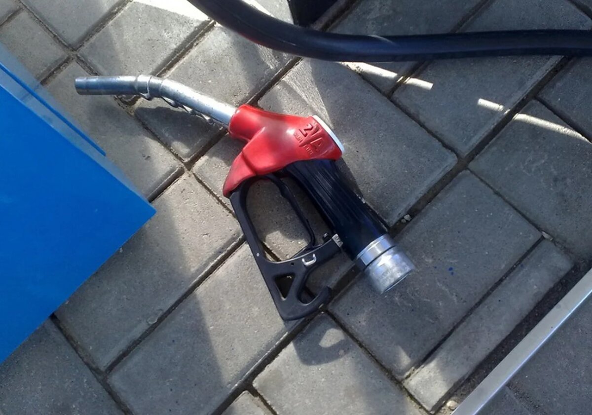 Кстати, не так дорого он и стоит)