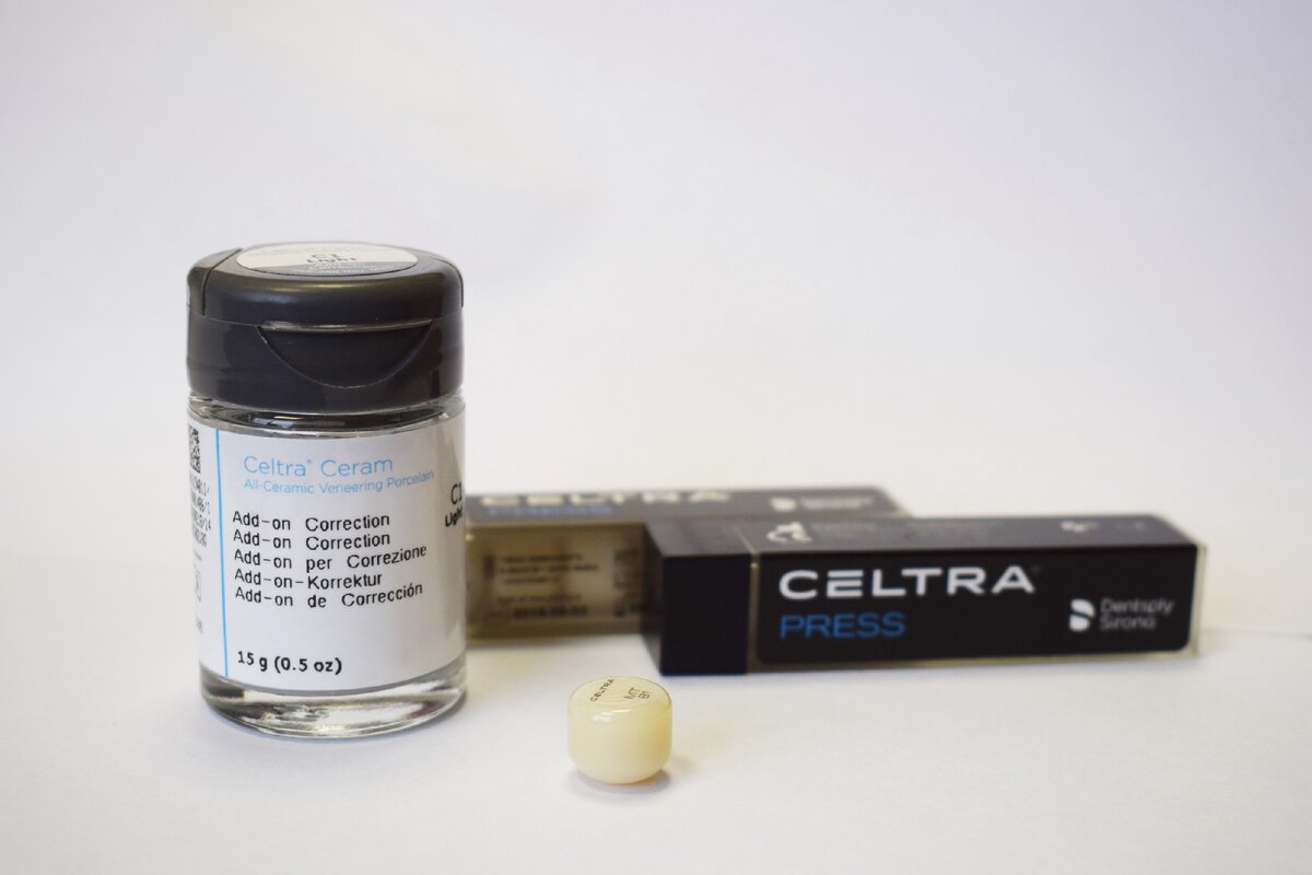 Celtra Press. Новое поколение высокопрочной стеклокерамики. Система включает в себя пресс-таблетки, формовочную массу и облицовочную керамику. Уникальное сочетание эстетики и высокой прочности (> 500 Мпа), естественная опалесценция и прозрачность, стабильные края реставрации.
