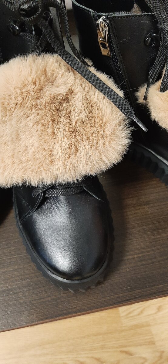 Полуботиночки из глянцевой кожи!