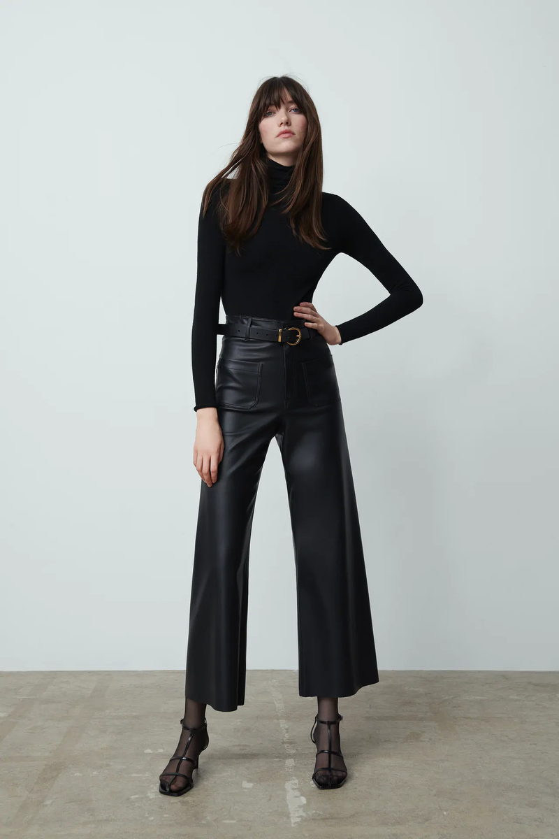 100% ПОЛИЭСТЕРПОКРЫТИЕ100% ПОЛИУРЕТАН. https://www.zara.com/ru/ru