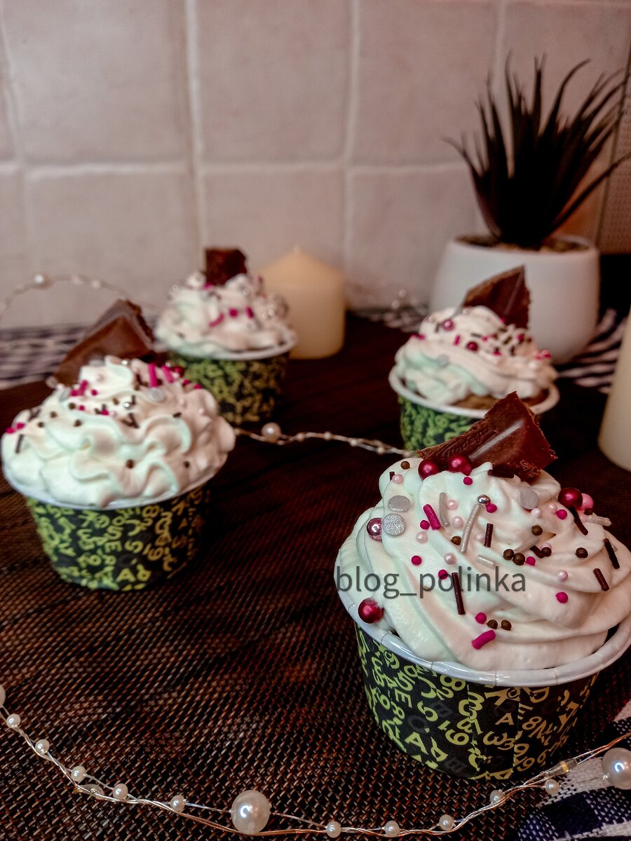 Ванильно-шоколадные капкейки 