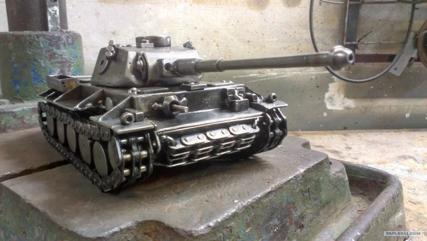 1/35 кв-8 арк-моделс, модель огнеметного танка