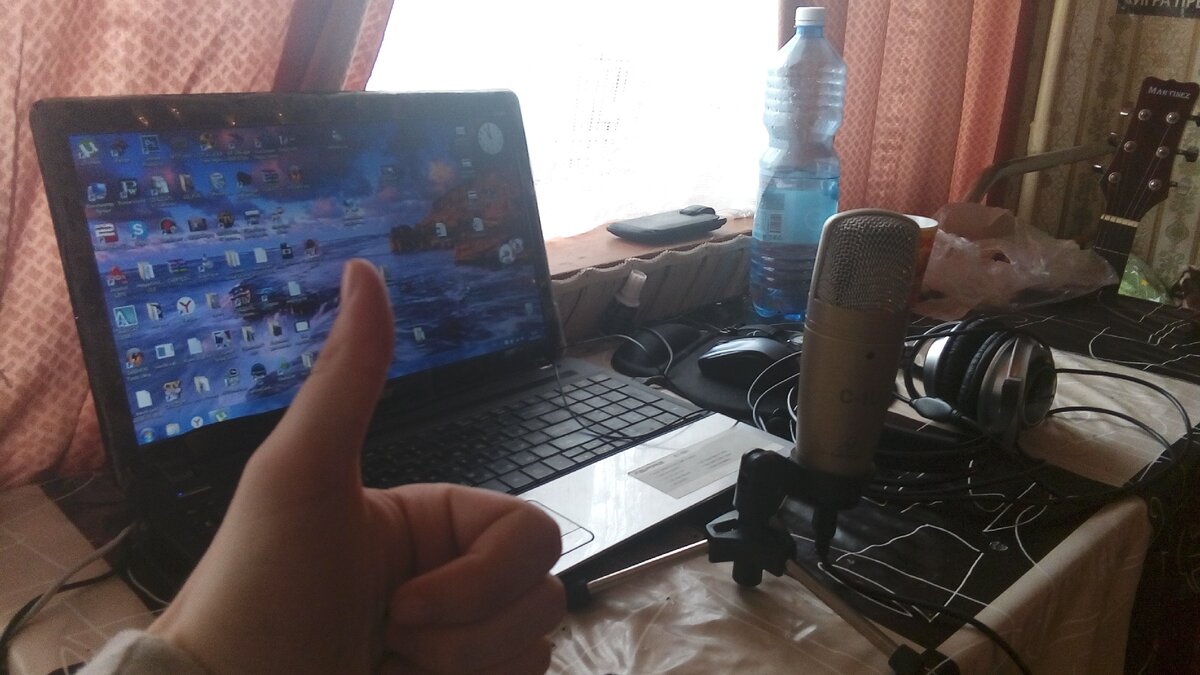 мое рабочее место в студенческом общежитии