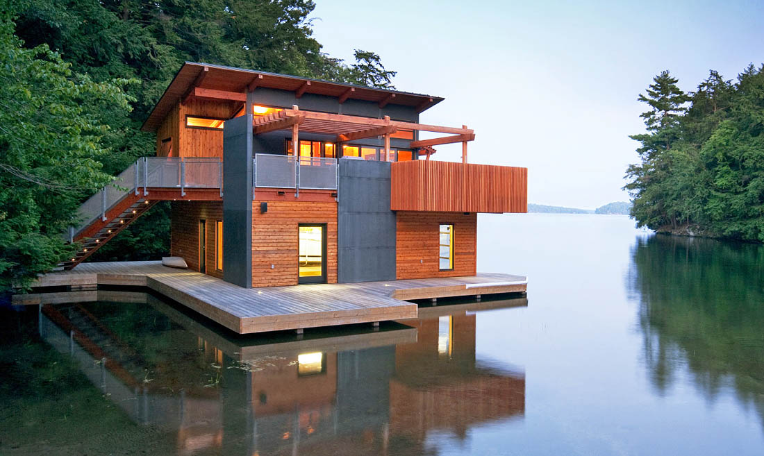 На берегу можно построить. Ботхаус Boathouse. Дом на воде. Деревянный дом у озера. Домик на берегу озера.