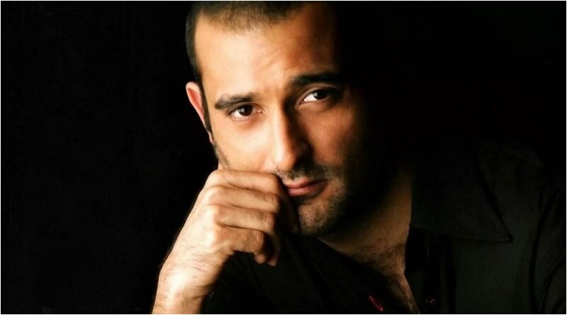 Но иногда он не против нарушить правила, чтобы продвигать свои релизы. https://clck.ru/TpvLq