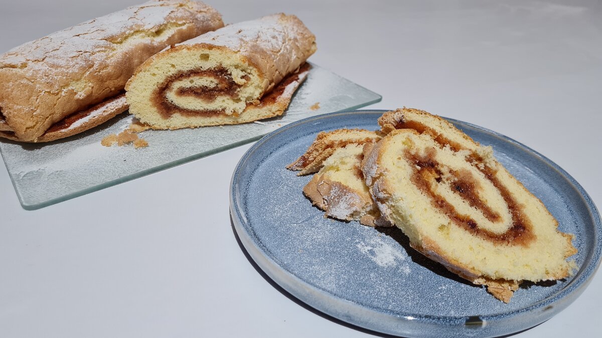 Бисквитный рулет