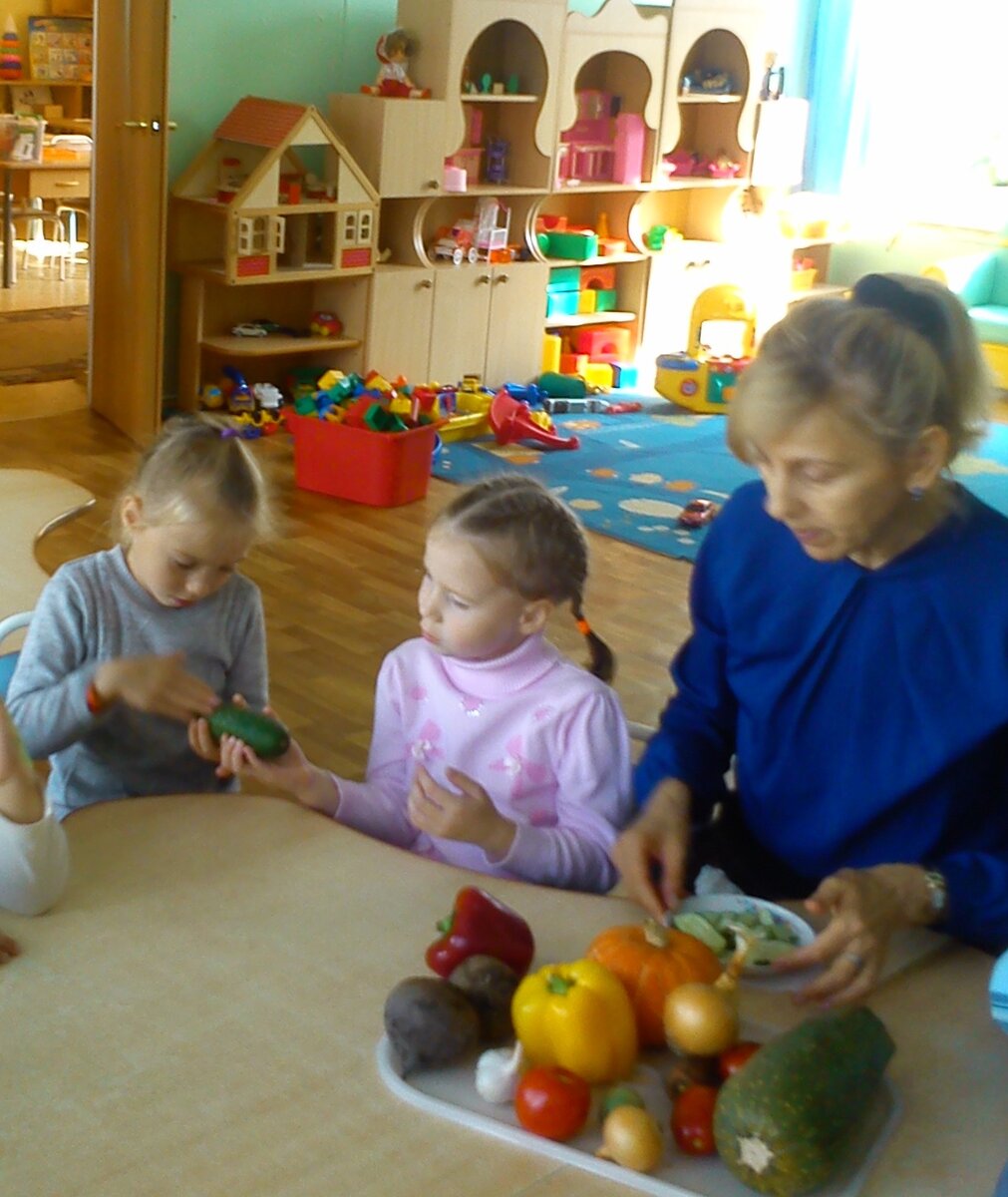 Какой на ощупь огурец?