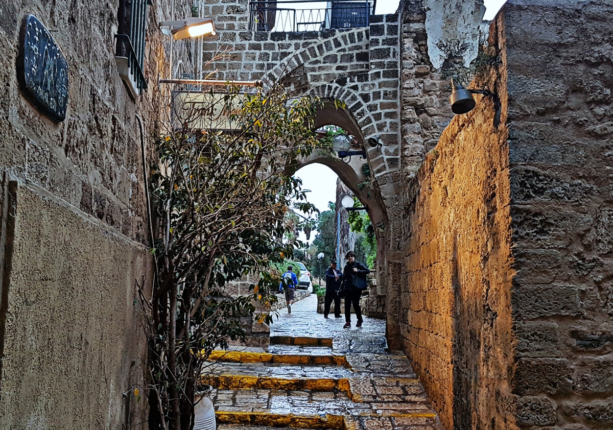 Улочка в Яффе. Фото автора