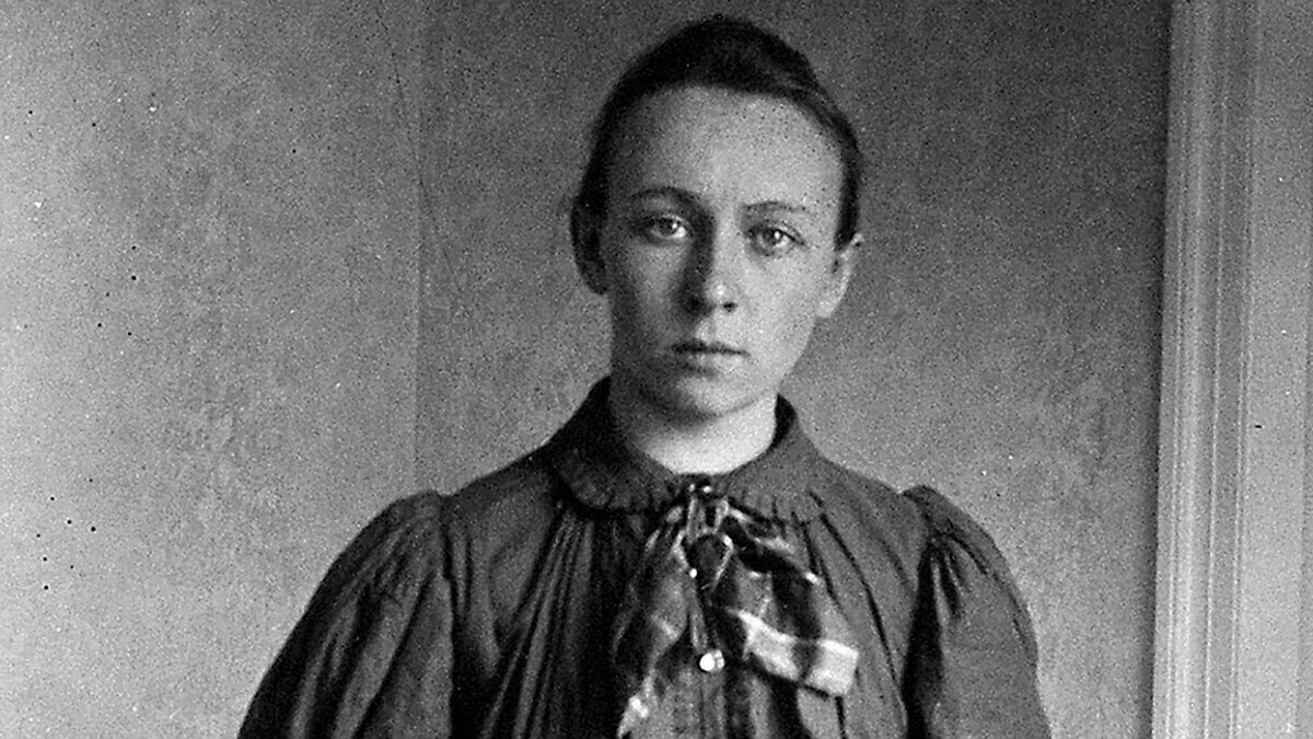Лиза Дьяконова во Франции. Фото: общественное достояние. 