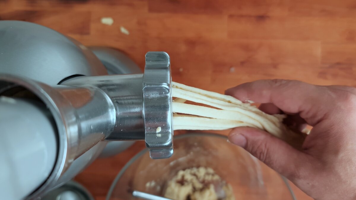 Фарш. Пельмени через мясорубку. Пельмени через мясорубку. Пельмени через мясорубку. Котлеты в фисташках.