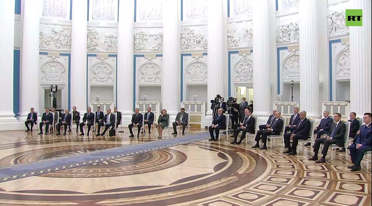 кто правит россией 2022. путин наследный принц абу-даби. кто правит россией 2022. владимир путин президент 2022. кто правит россией 2022.