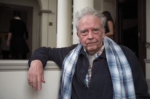 Дэвиду Бейли сейчас 83 года