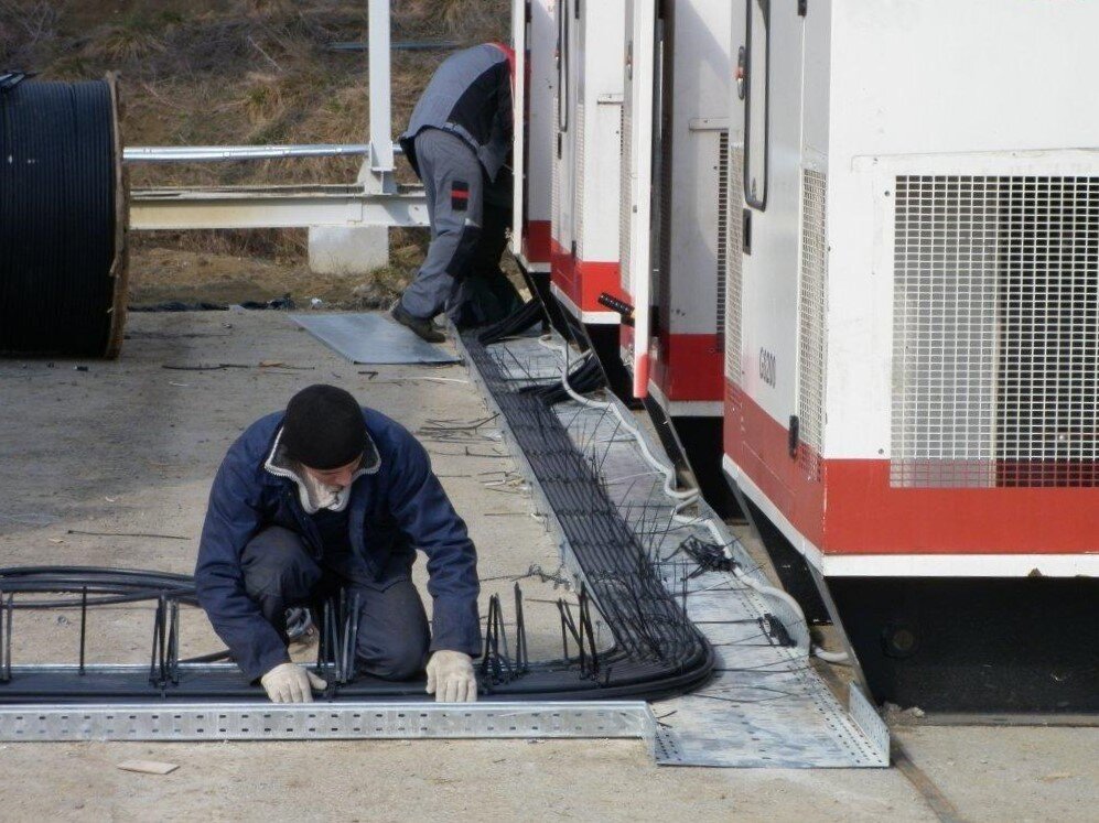 Прокладка кабельных линий для синхронизации ДГУ