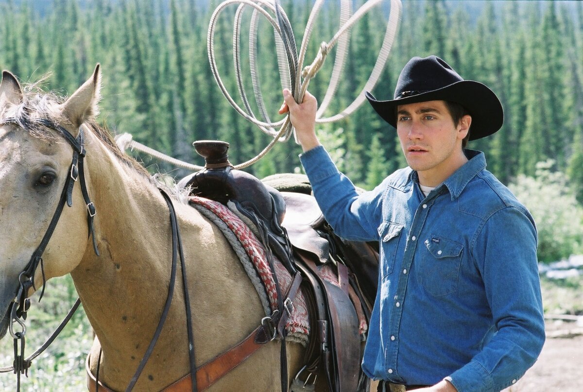 Кадр из фильма «Горбатая гора» (2005)