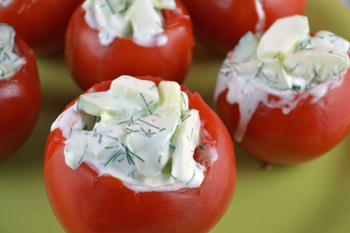 Фаршированные помидоры с чесноком и сыром рецепт с фото