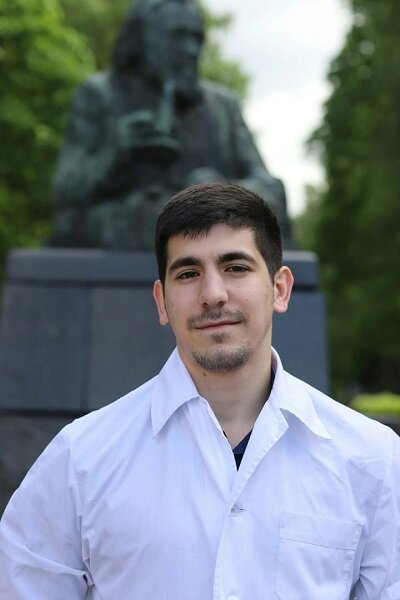 Эльвин Азадович Шекералиев
Источник изображения: личный архив