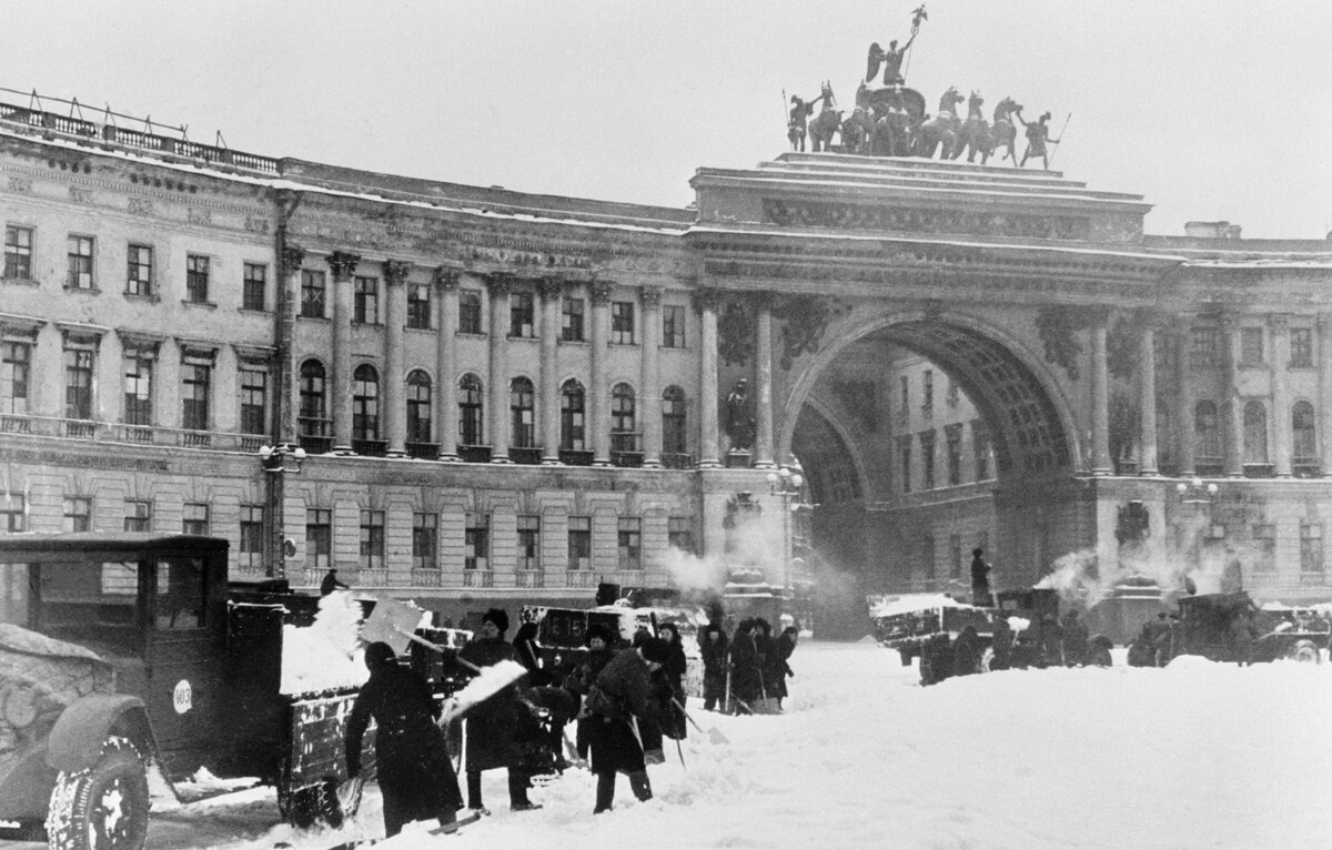    Ленинград, 1942 год  Борис Васютинский/ТАСС