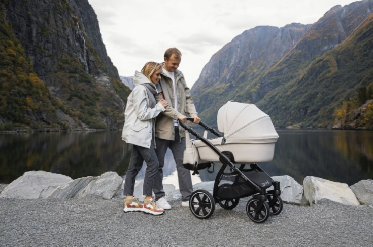 на что нужно обращать внимание при покупке детской коляски?