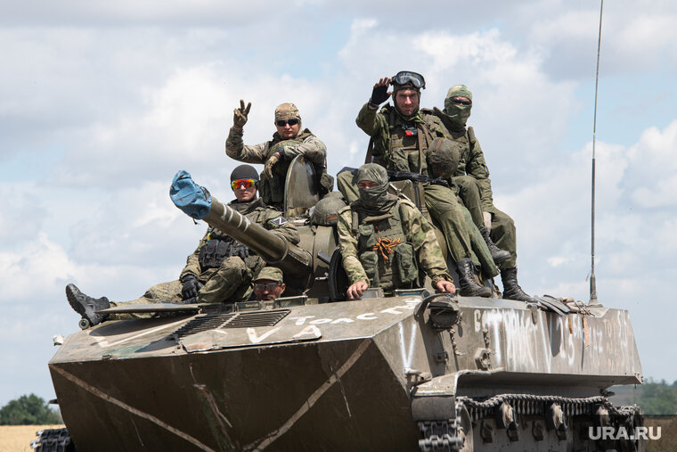    Военные РФ уничтожили более 100 солдат ВСУ в ДНР и более 300 — в Херсонской области