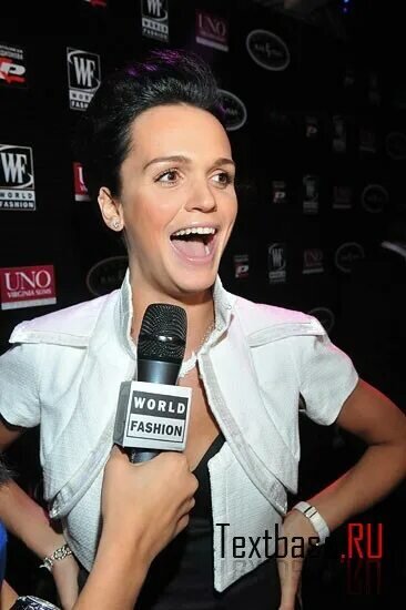 Певица Слава расказала о Певце Славе Волке : Я думала это я пою, у нас голоса очень похожи!!!