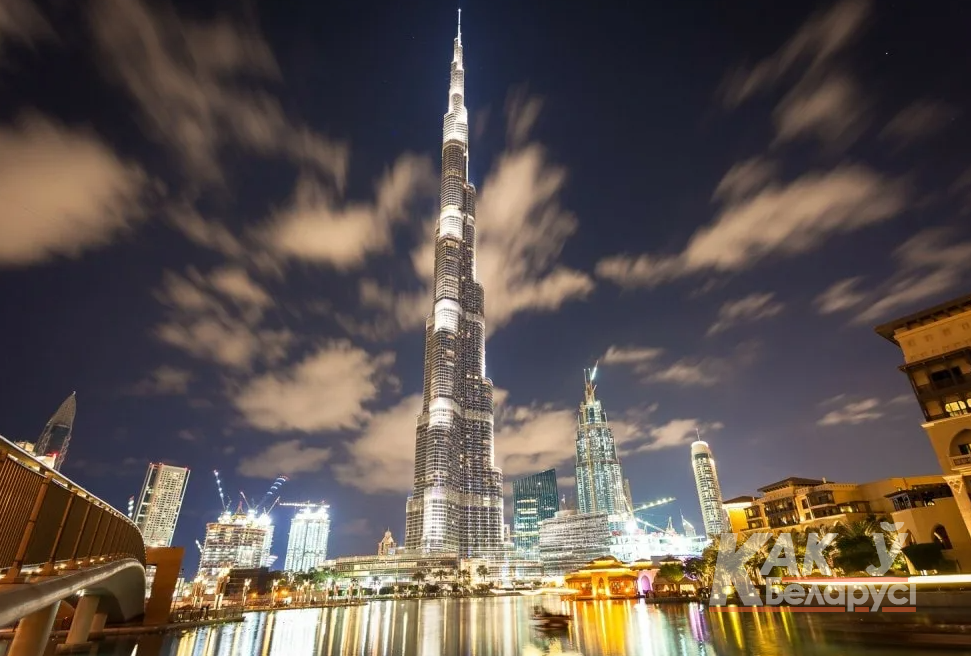 Башня Бурдж Халифа. Небоскрёб Бурдж-Халифа в Дубае. Башня Бурдж-Халифа (Дубай, ОАЭ, Архитектор Эдриан Смит). Дубаи башня бершхалтфа. Бурдж халифа объединенные арабские