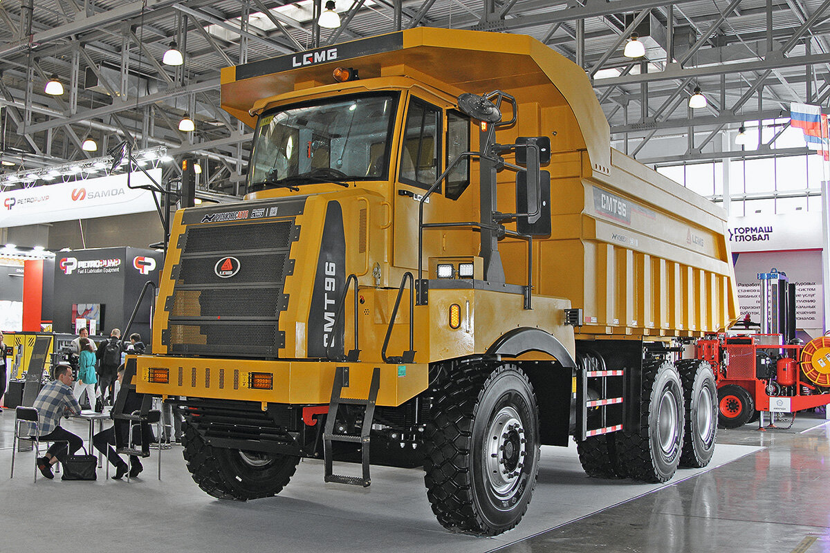 LGMG CМТ96. Полная масса: 95 тонн. Начало продаж: 2023 г. Цена: от 25 млн руб.