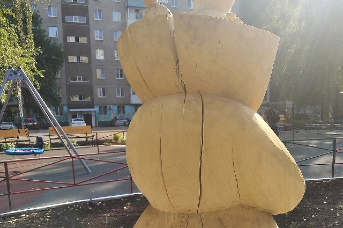    Жительница Уфы пожаловалась на некачественные «Башкирские дворики»