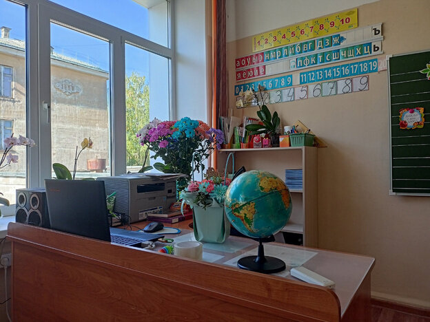    «Запоминай всё глазами». Подслушано на линейках в школах Кирова