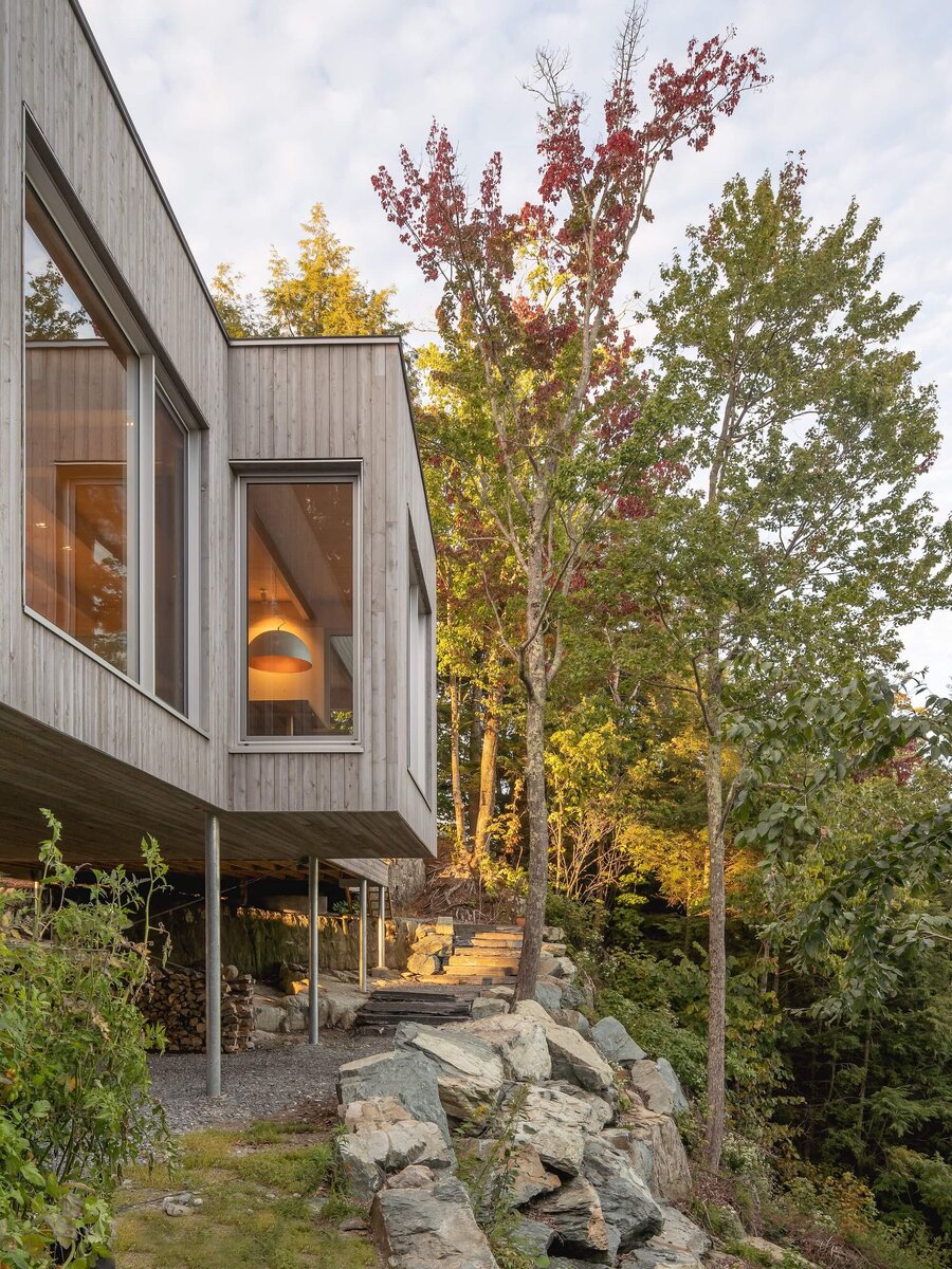 Лесной дом I в Ист-Болтоне, Канада, автор - Натали Дионн