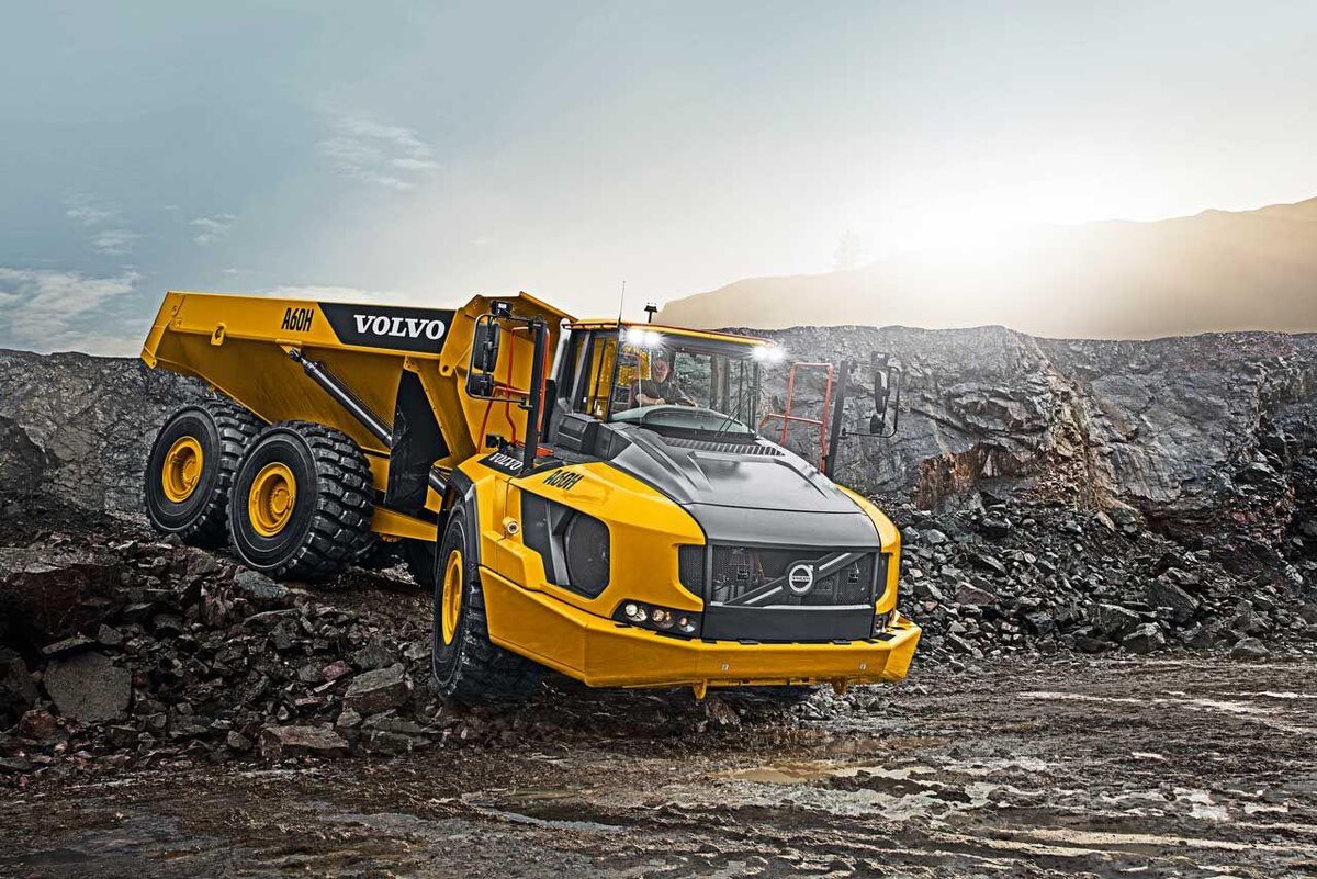 Двухрамный самосвал Volvo A60H. Стотонный 