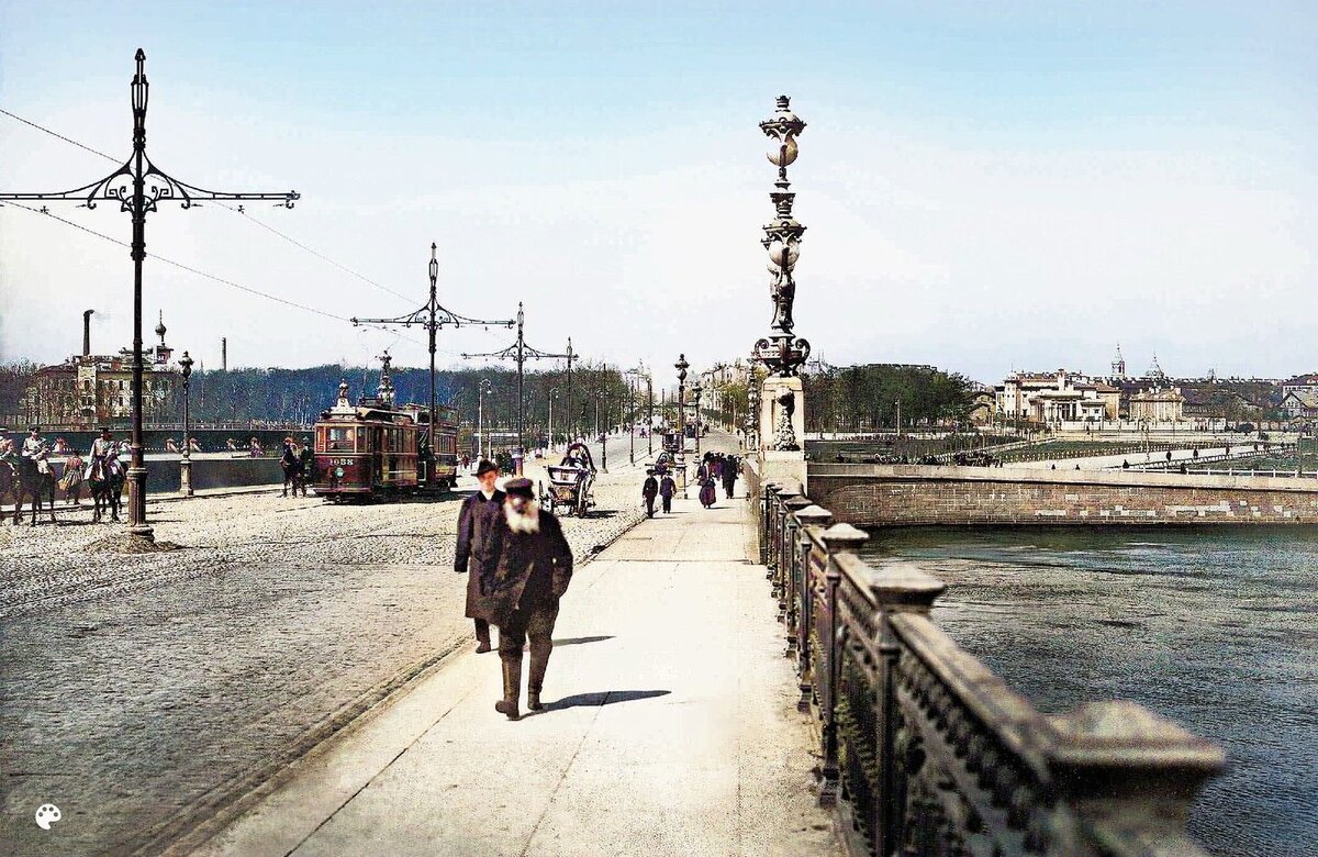 1910-е. Троицкий мост
