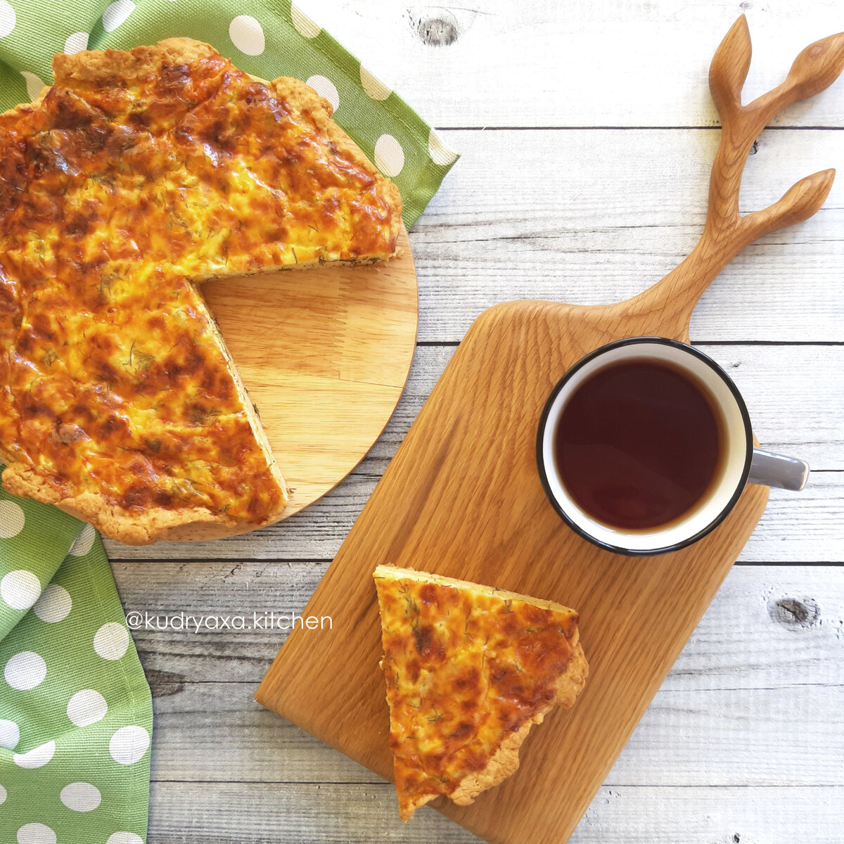 Рецепт пирога с творогом и сыром