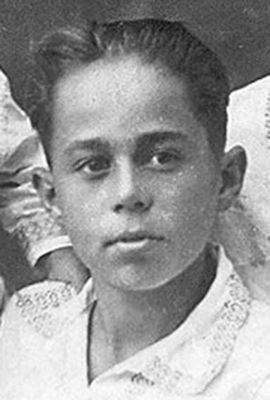 Владимир Никифорович Дубинин (1927 - 1942). Фото из Википедии.