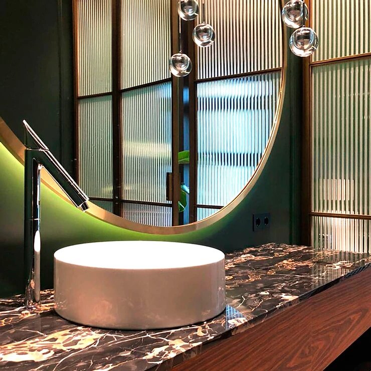 мрамор Nero Portoro