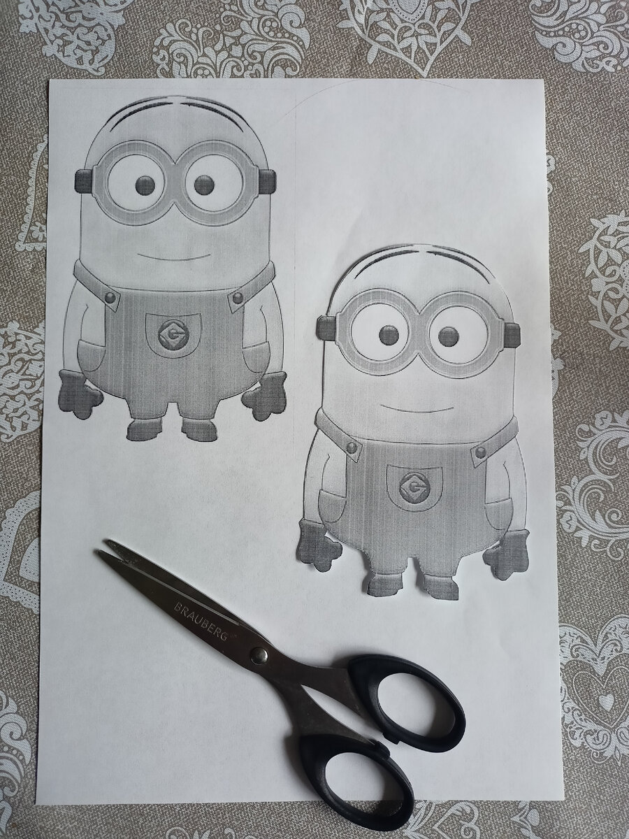 Распечатала два. Второй не пригодился, пошел на раскрашивание сыну.