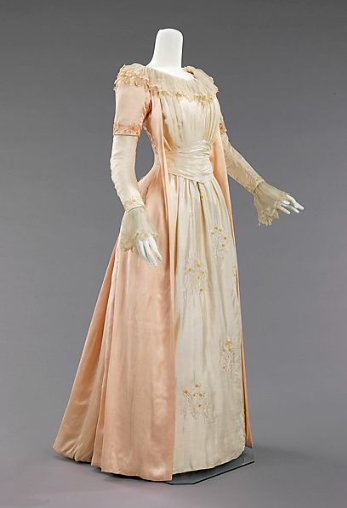 Чайное платье, 1885